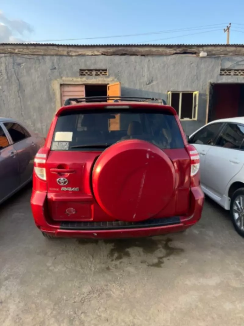 TOYOTA RAV 4 - 2010