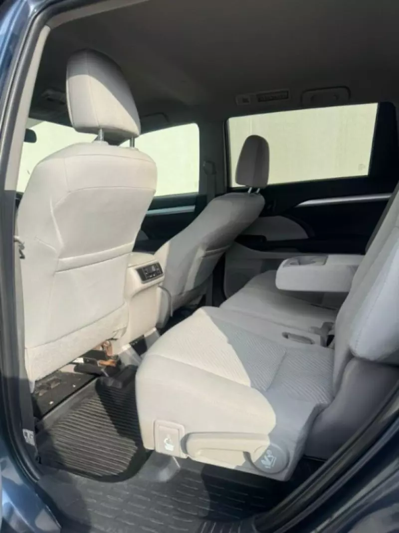 Toyota Highlander   - 2009