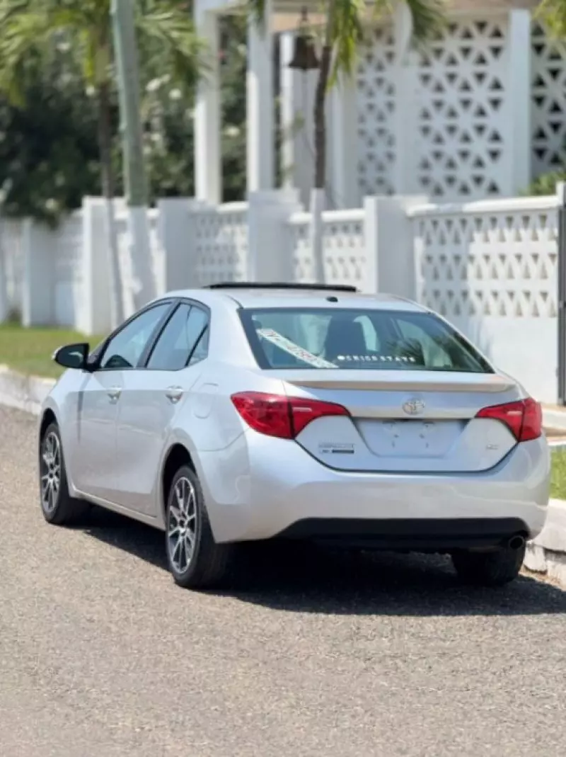 Toyota Corolla   - 2017