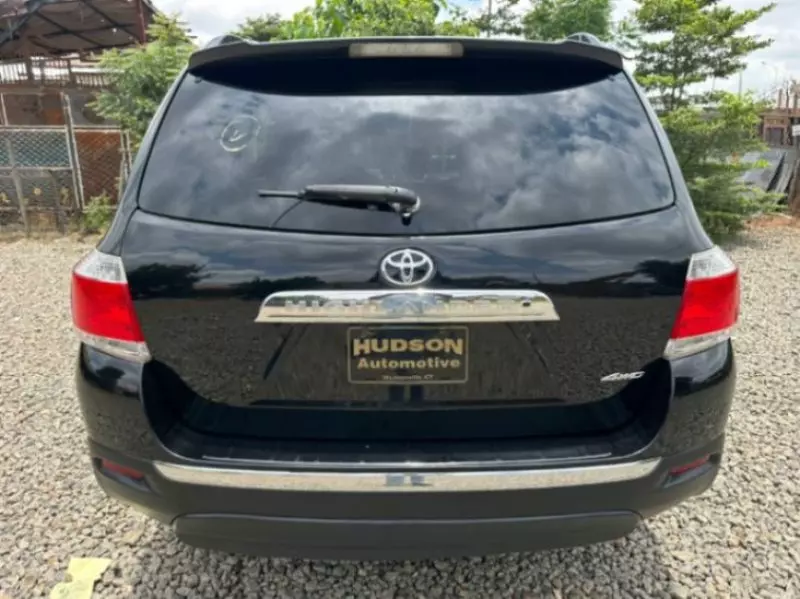TOYOTA Highlander   - 2013
