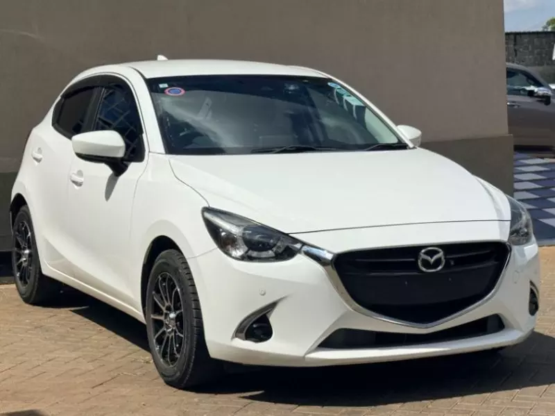 Mazda Demio    - 2019