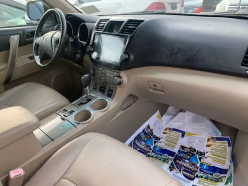 Toyota Highlander   - 2008