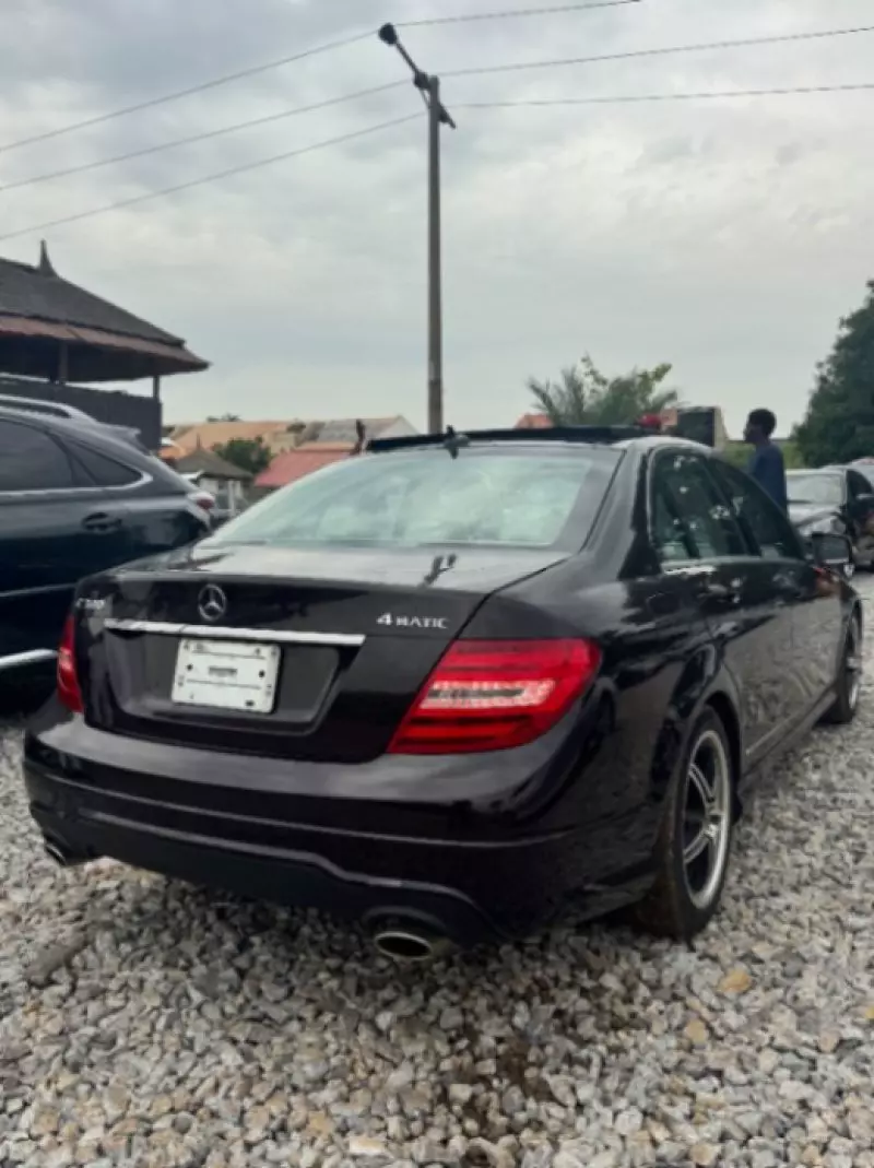Mercedes-Benz C-Class   - 2012