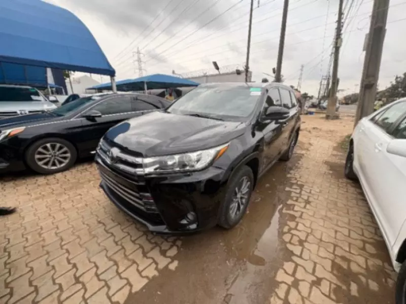 TOYOTA Highlander - 2019