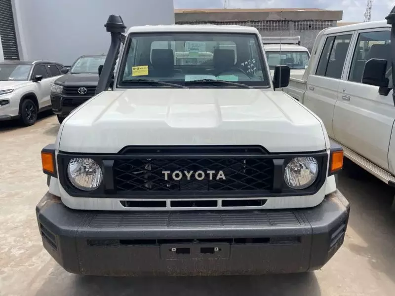TOYOTA Land Cruiser Trooper   - 2026