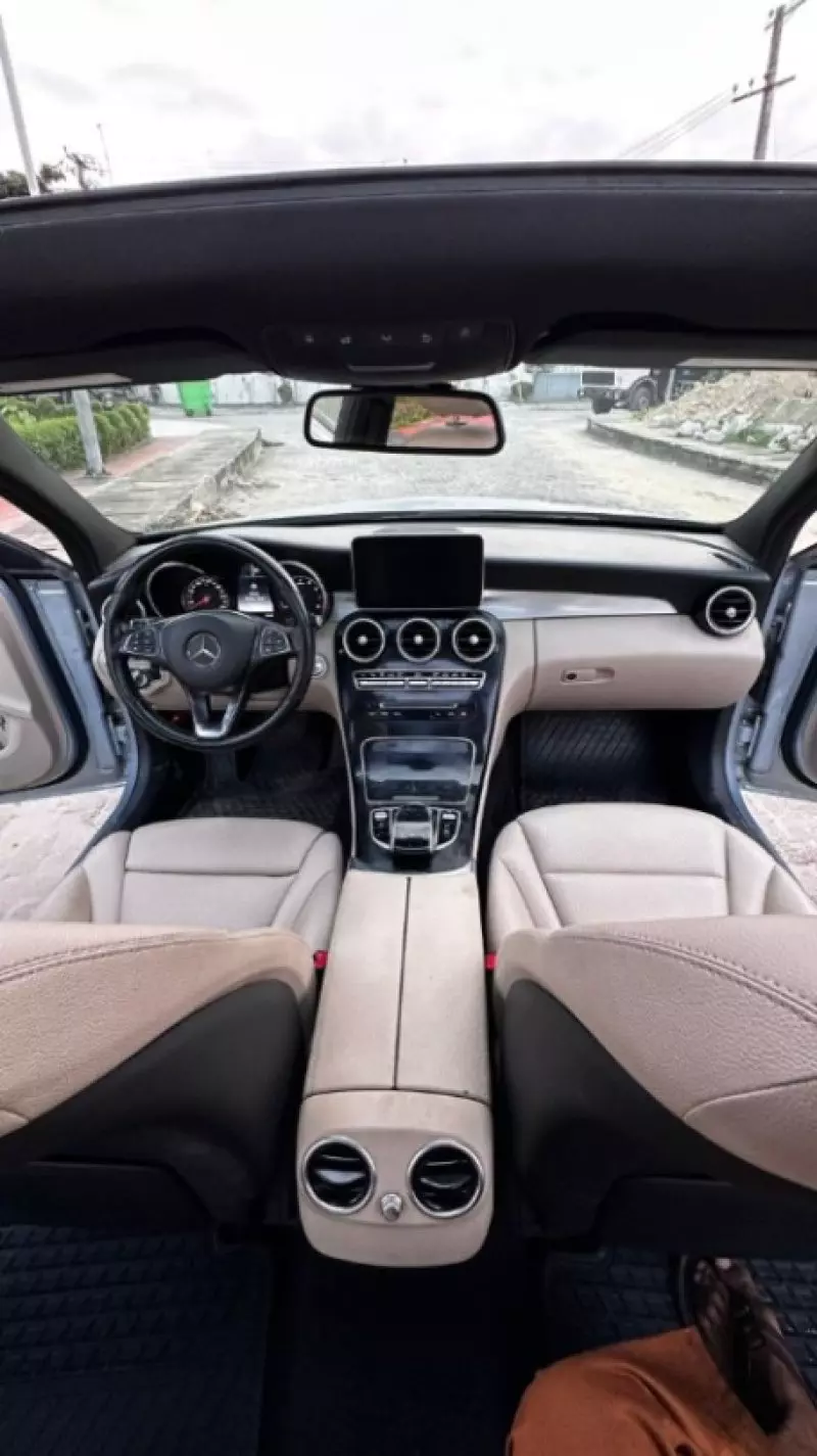 Mercedes-Benz C 300   - 2015