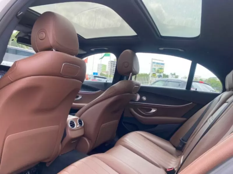 Mercedes-Benz E-Class - 2019