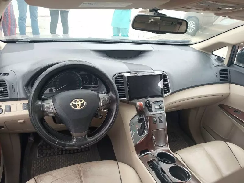 Toyota Venza   - 2010