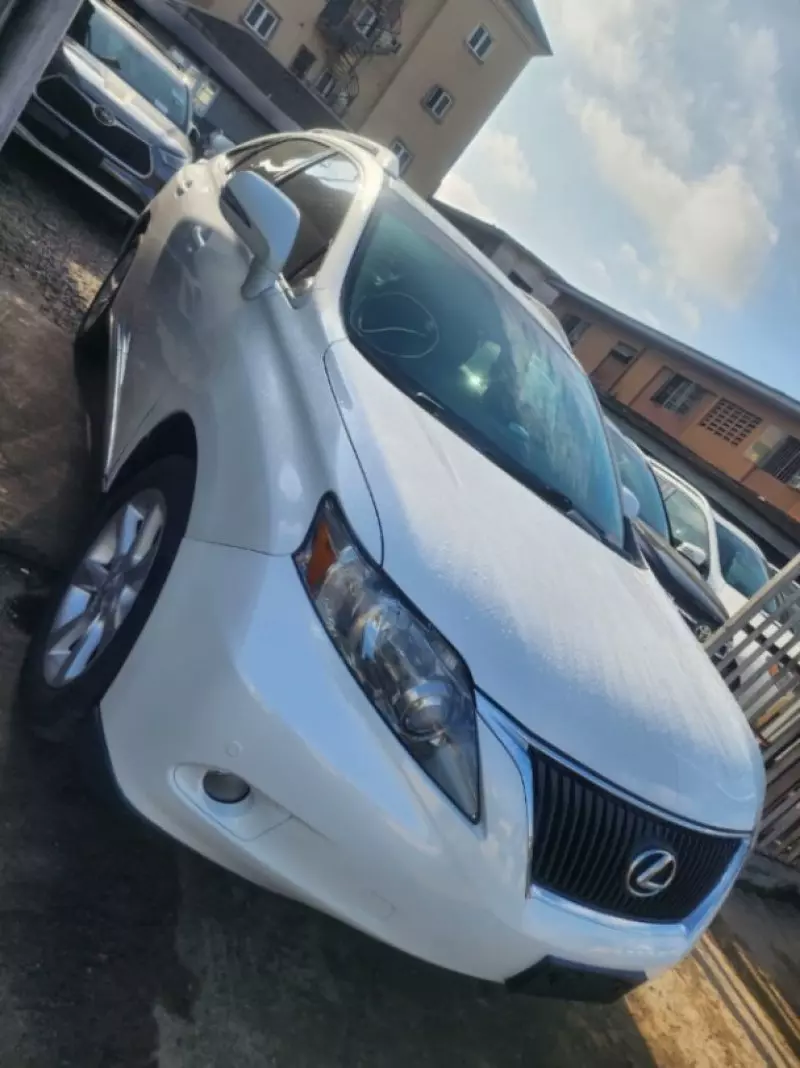 Lexus RX 350   - 2010