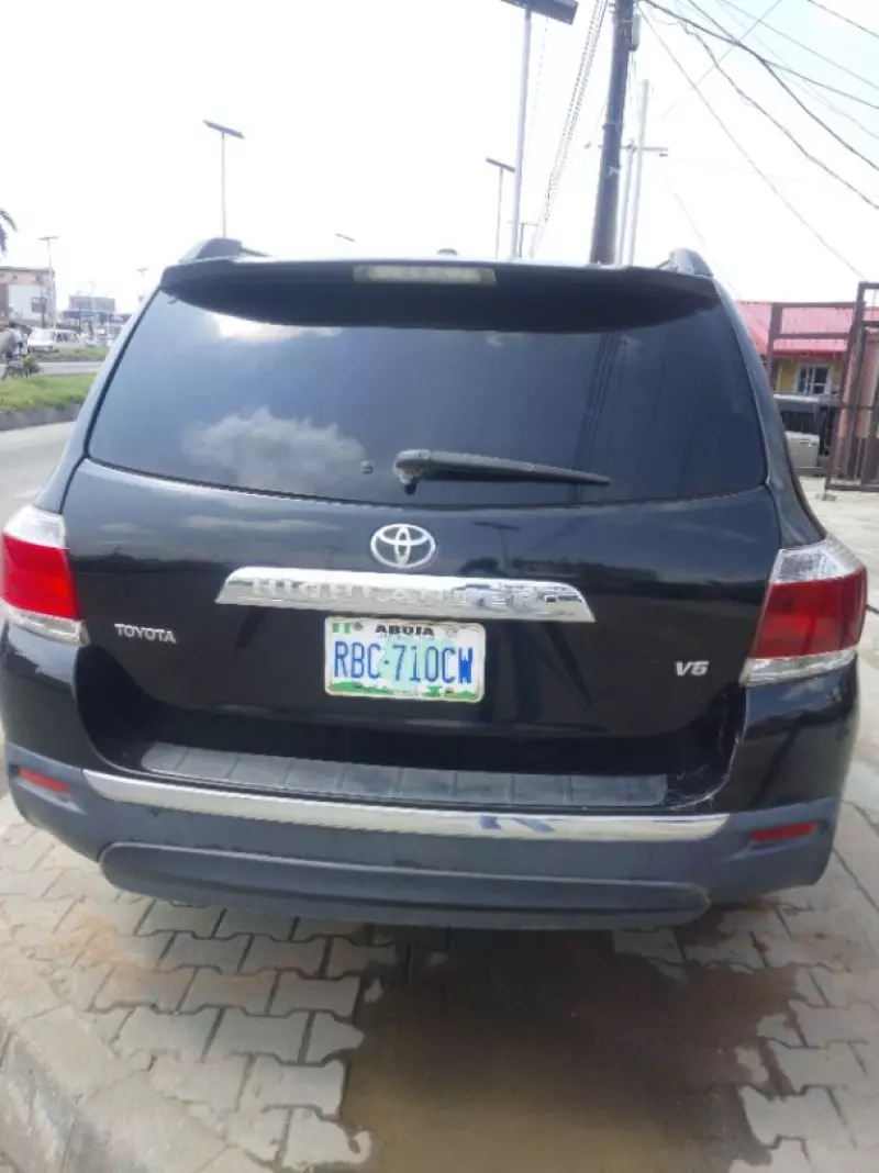 TOYOTA Highlander - 2012