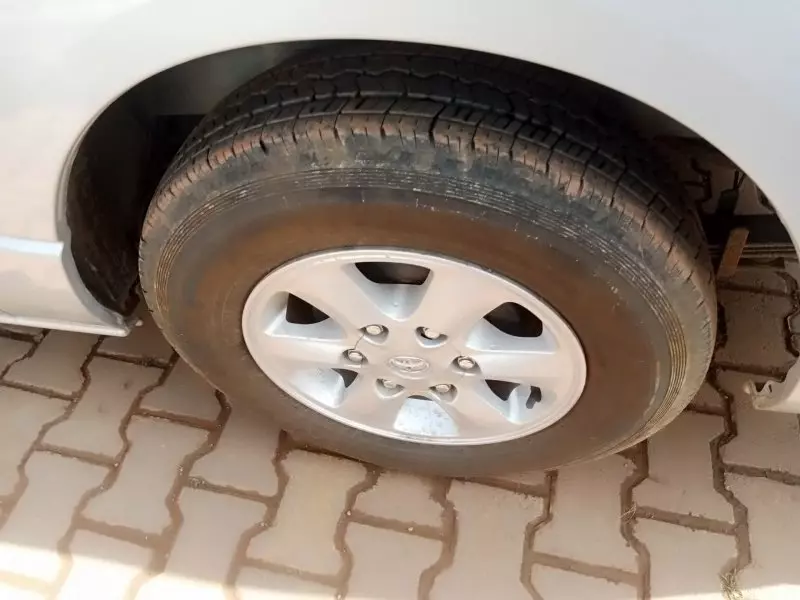Toyota Hiace   - 2014
