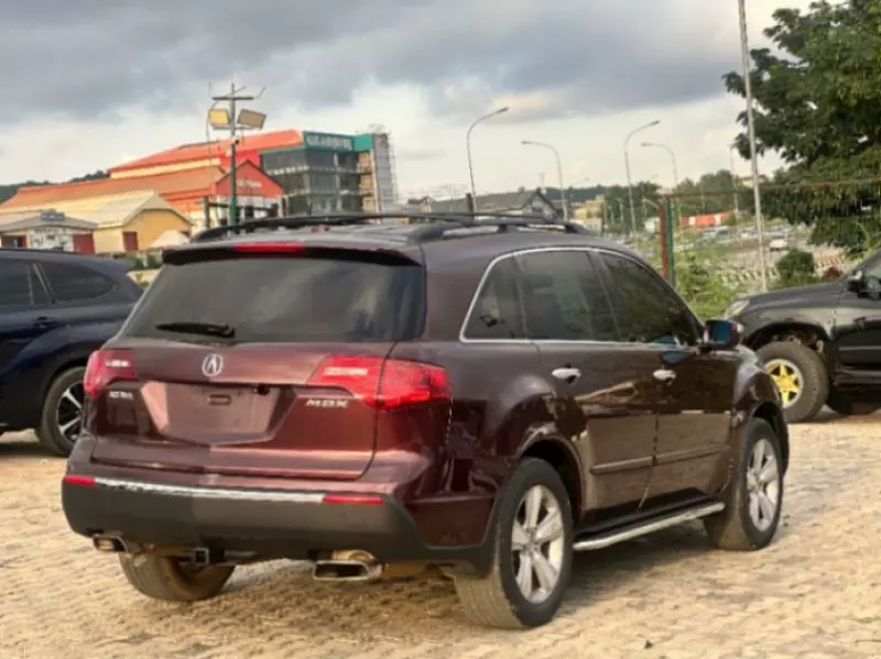 Acura MDX - 2010