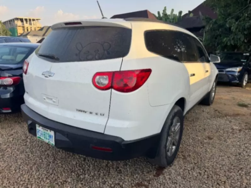 Chevrolet Traverse - 2012