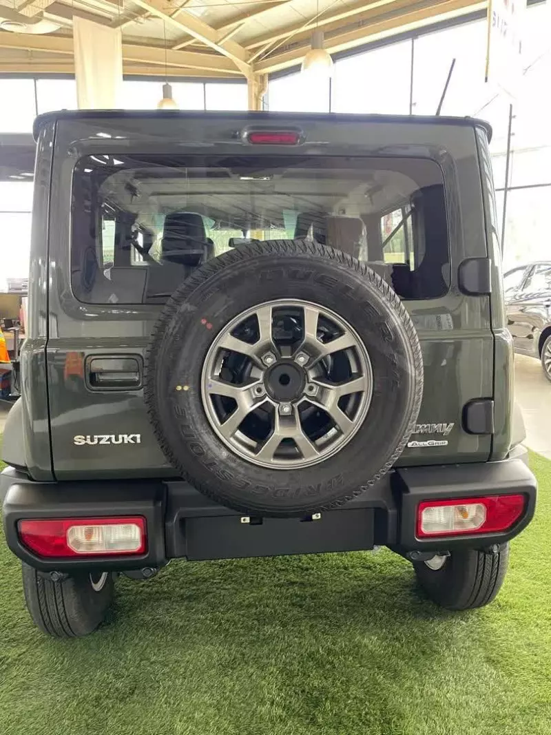 SUZUKI Jimny    - 2025