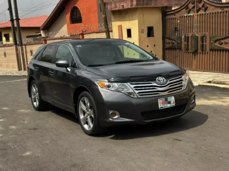 Toyota Venza   - 2013