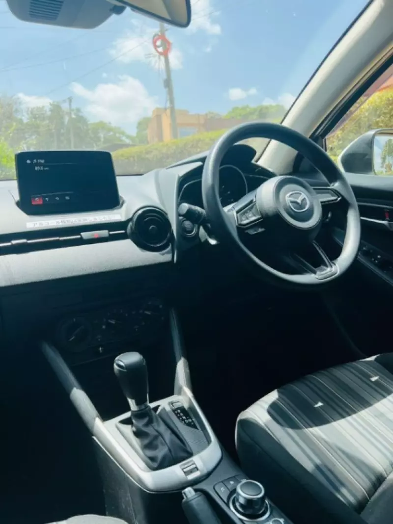 Mazda 2   - 2020