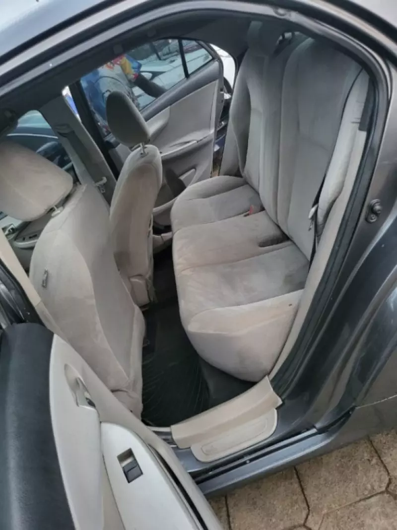 Toyota Corolla   - 2012