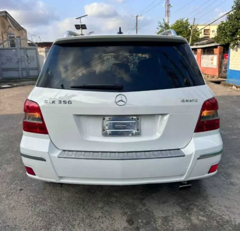 Mercedes-Benz GLK 350   - 2010