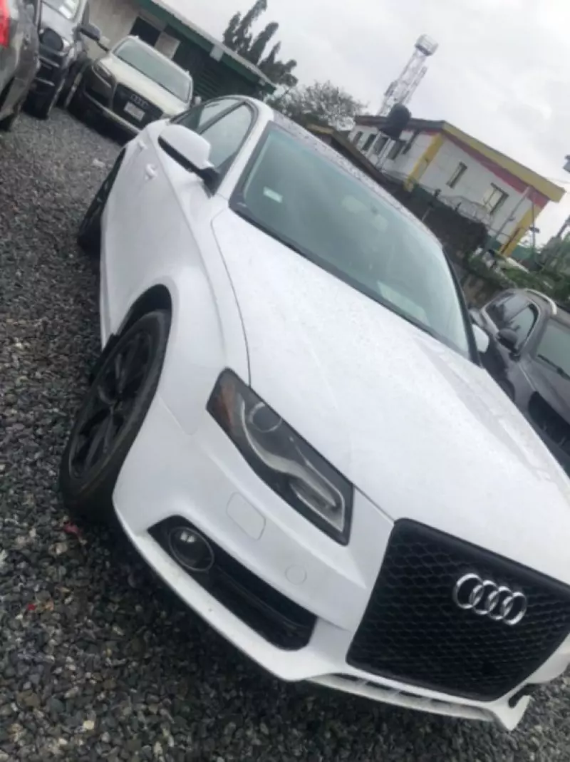 Audi A4   - 2011
