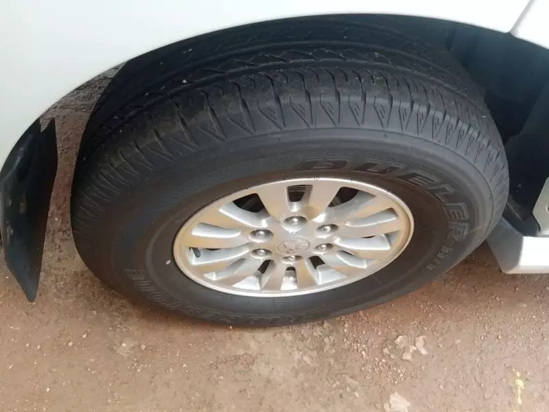 Mitsubishi Pajero   - 2012