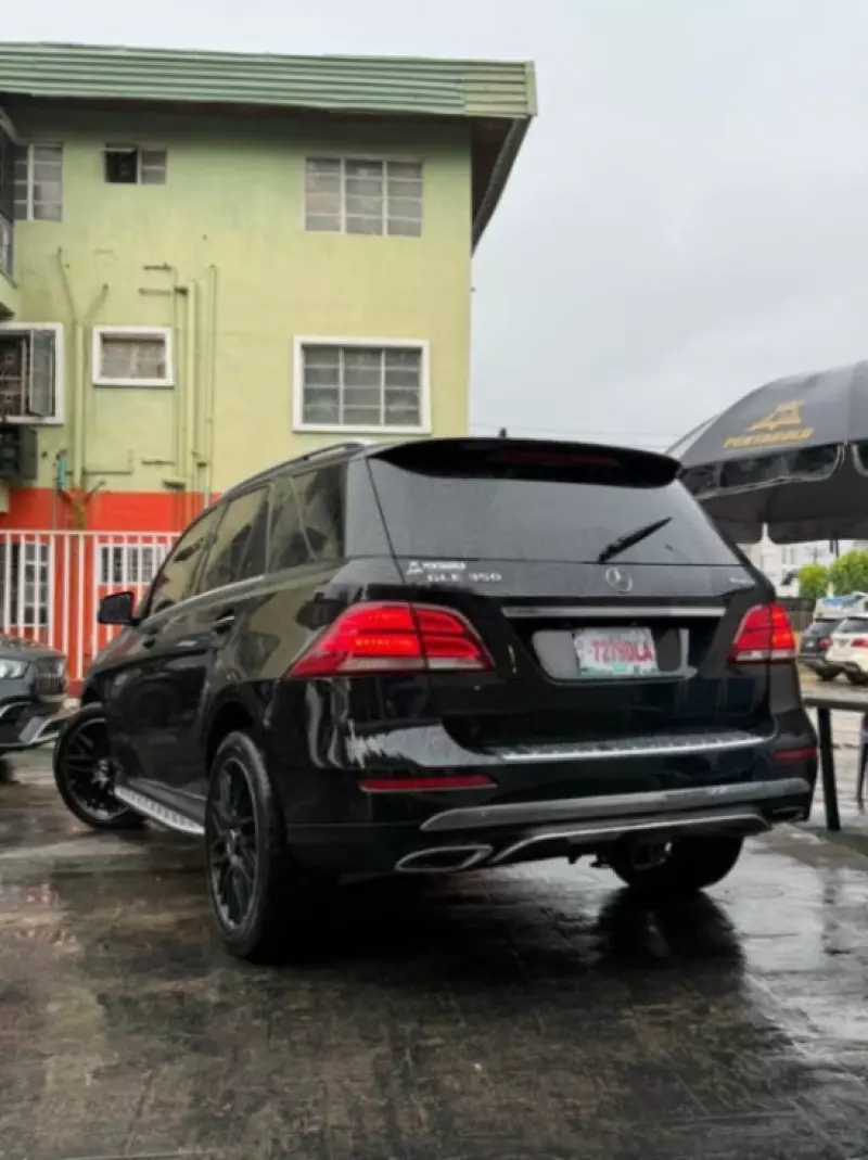 Mercedes-Benz GLE-Class   - 2017