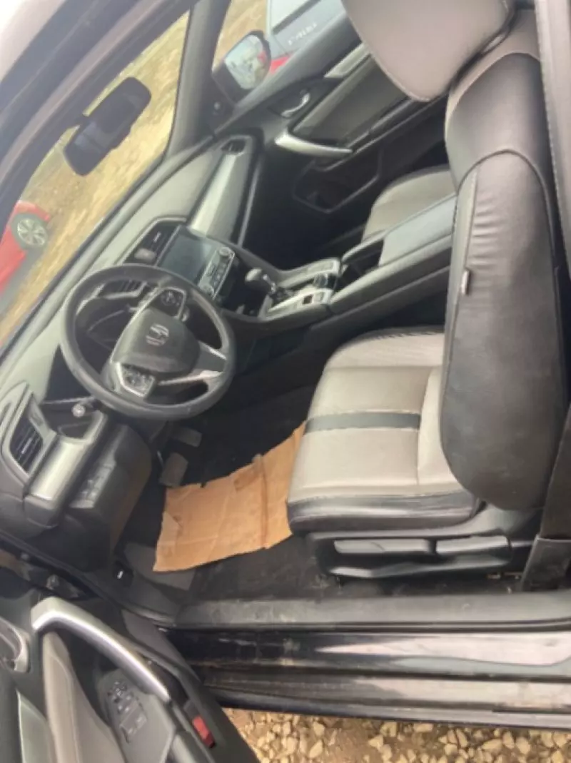 Honda Civic   - 2016