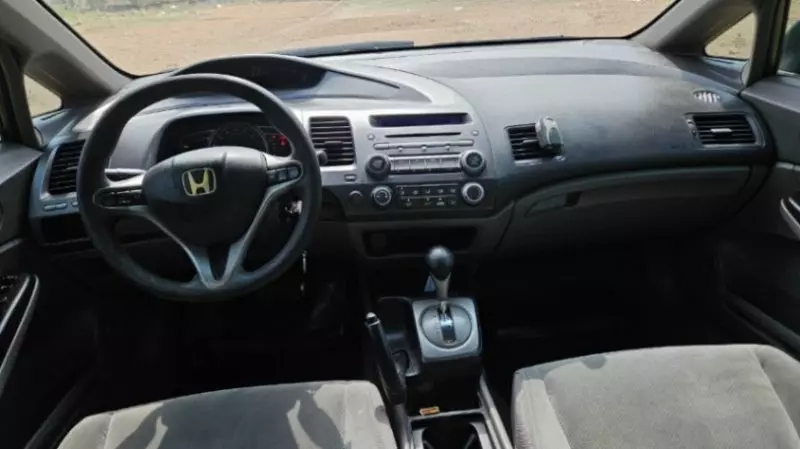 Honda Civic   - 2009