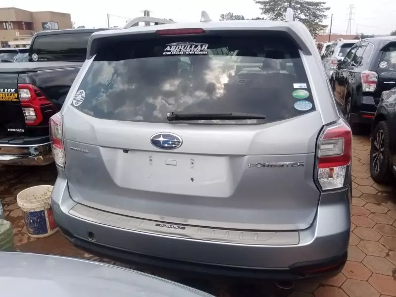 Subaru Forester   - 2015