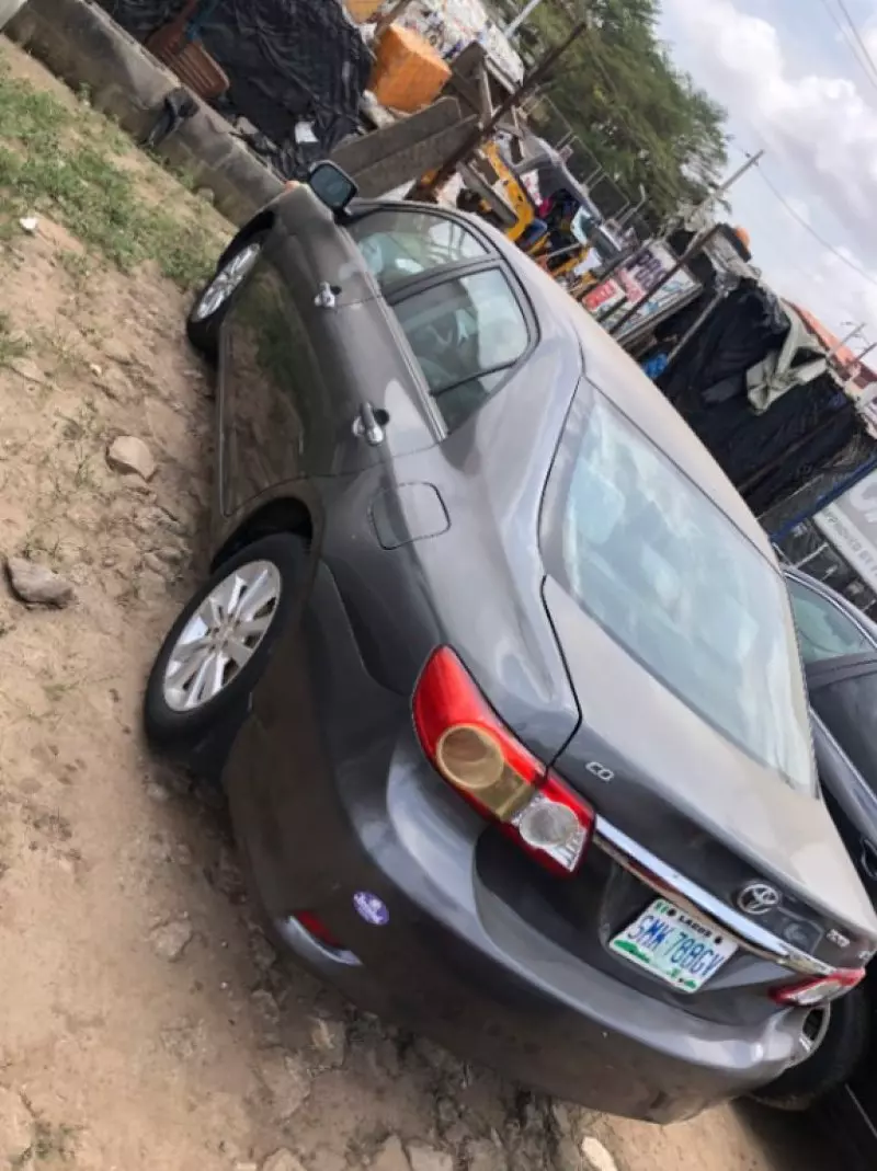 Toyota Corolla   - 2013