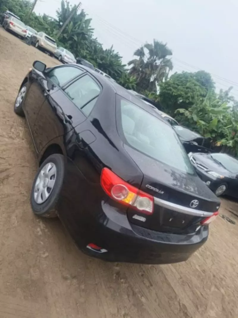 TOYOTA Corolla   - 2011