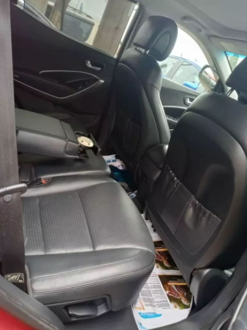 Hyundai Santa Fe   - 2013