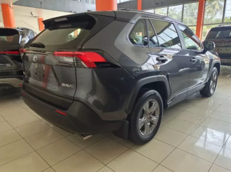 TOYOTA Rav4   - 2025