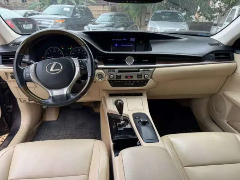 Lexus ES 350   - 2013