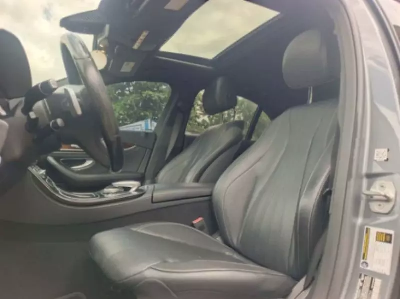 Mercedes-Benz E 300   - 2017