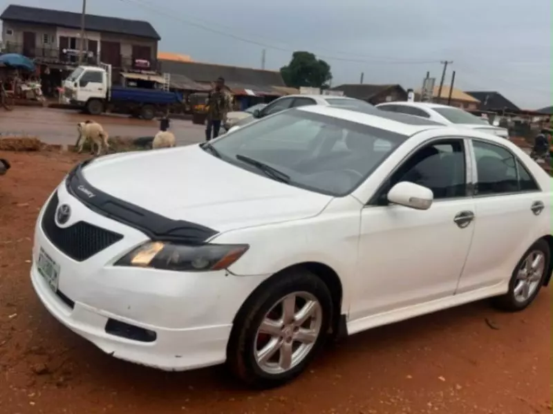 TOYOTA Camry - 2009