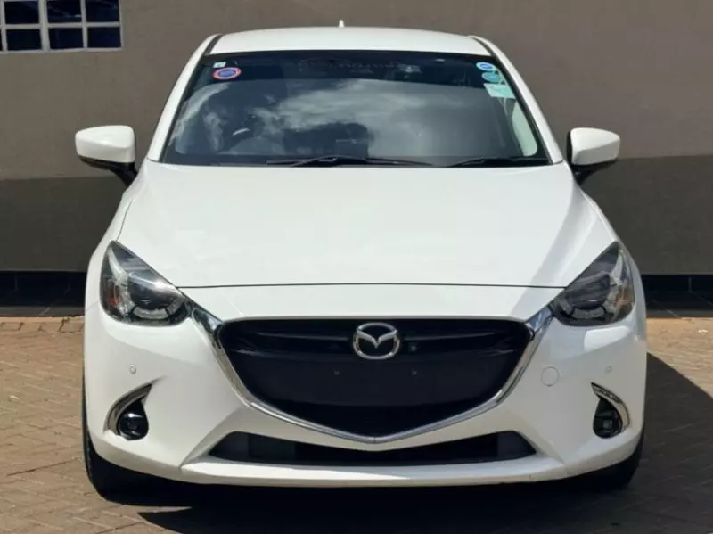 Mazda Demio    - 2019
