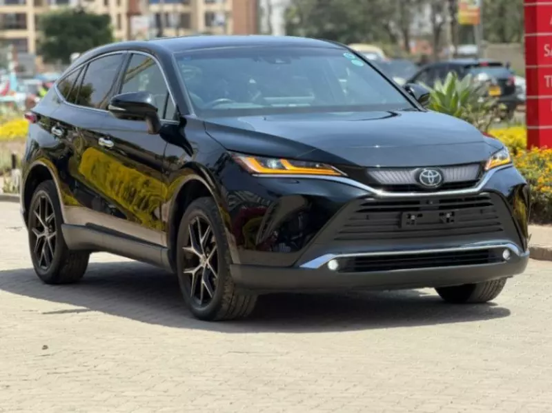 Toyota Harrier   - 2020