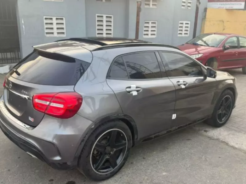 Mercedes-Benz GLA 250   - 2015