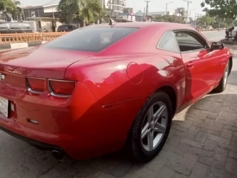 Chevrolet Camaro   - 2011