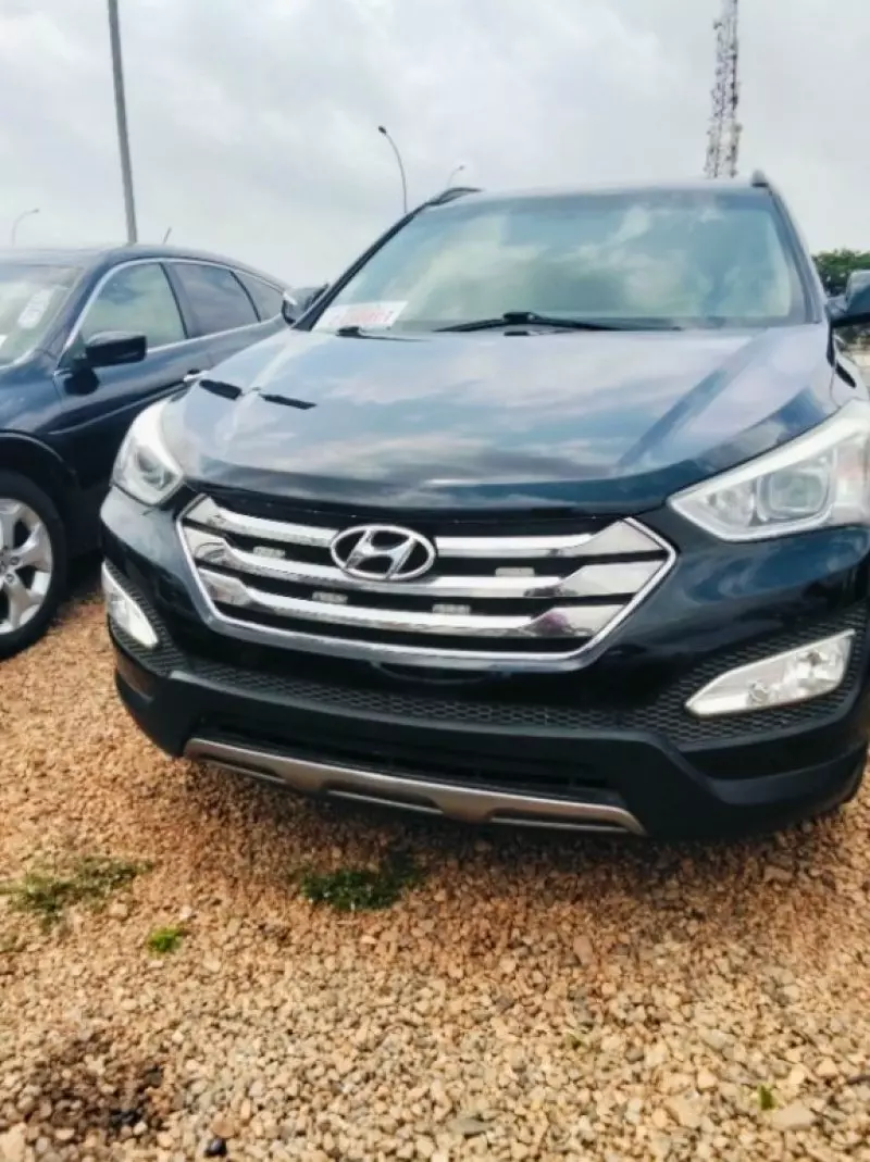 Hyundai Santa Fe - 2014