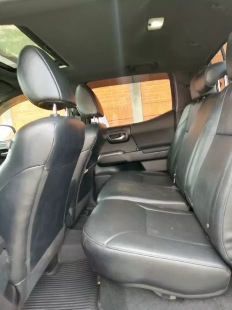 Toyota Tacoma   - 2018