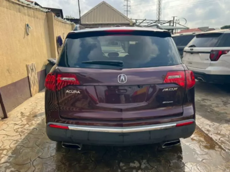 Acura MDX   - 2010