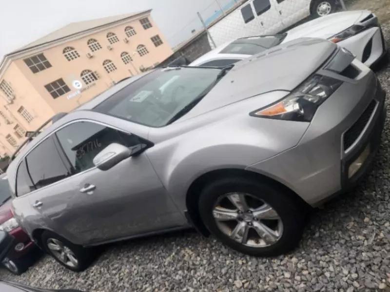 Acura MDX   - 2010
