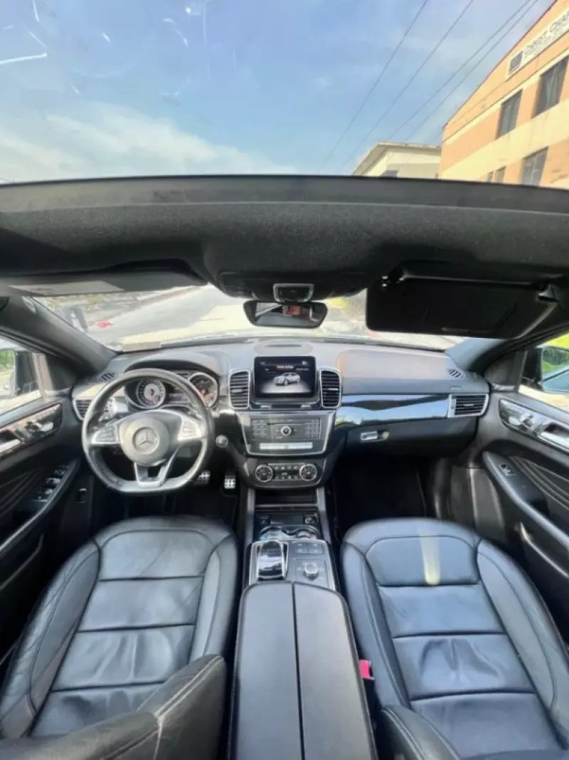 Mercedes-Benz GLE-Class   - 2018