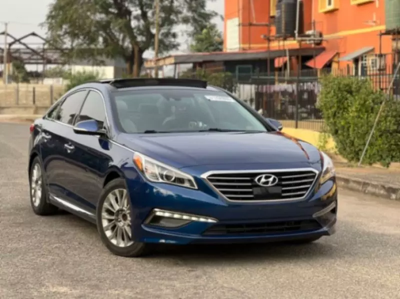 Hyundai Sonata   - 2015