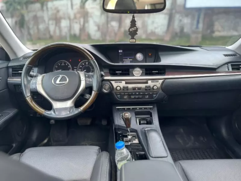 Lexus ES 350   - 2013