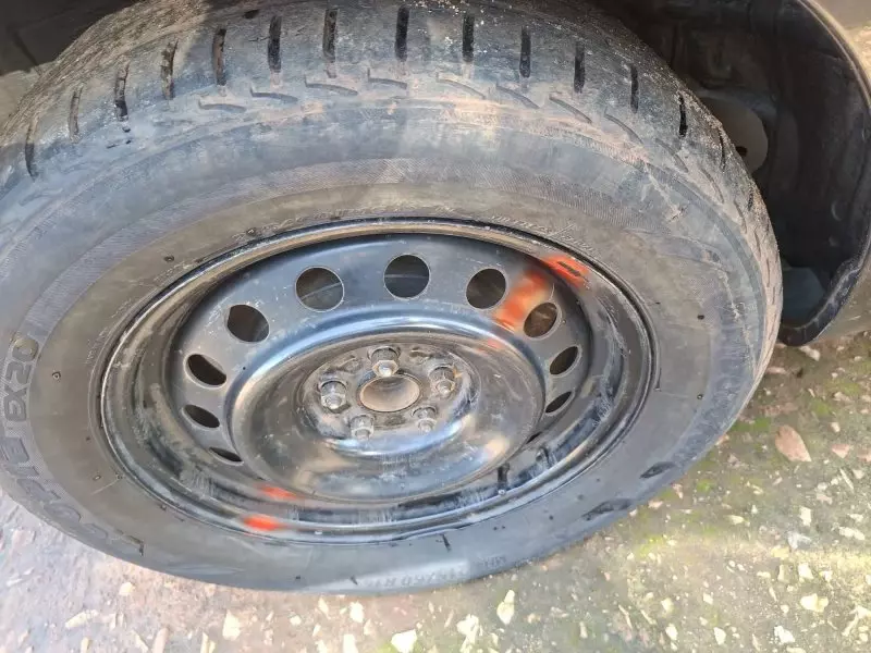 Toyota Ist    - 2010