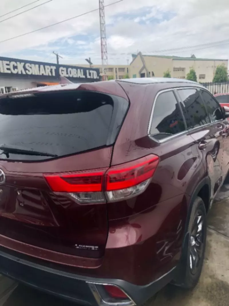 Toyota Highlander   - 2009