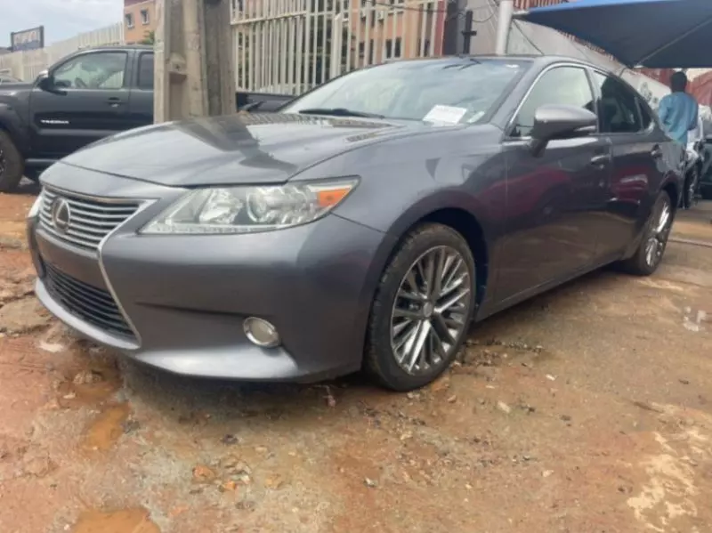 Lexus ES 350   - 2013
