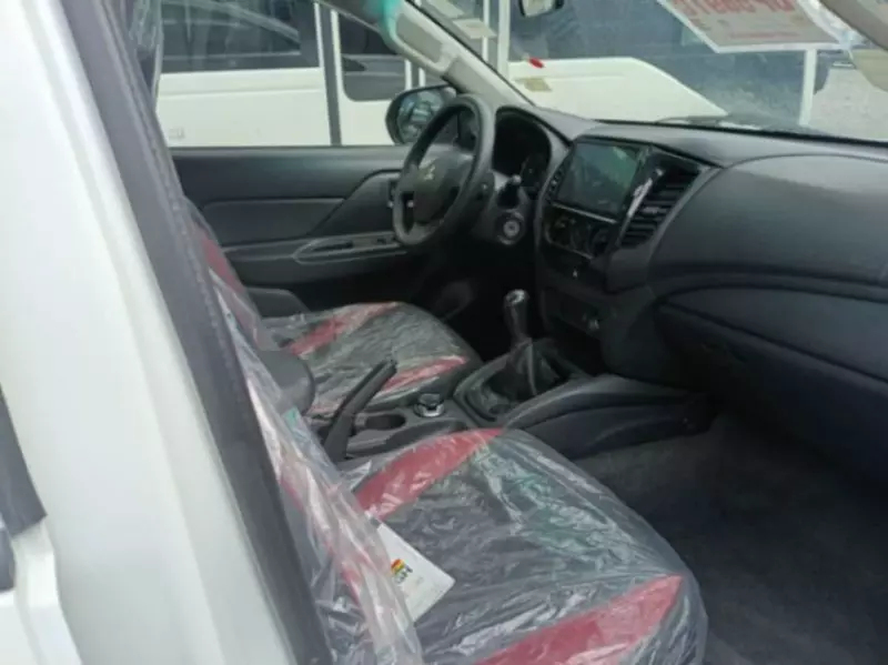 Mitsubishi L200   - 2021